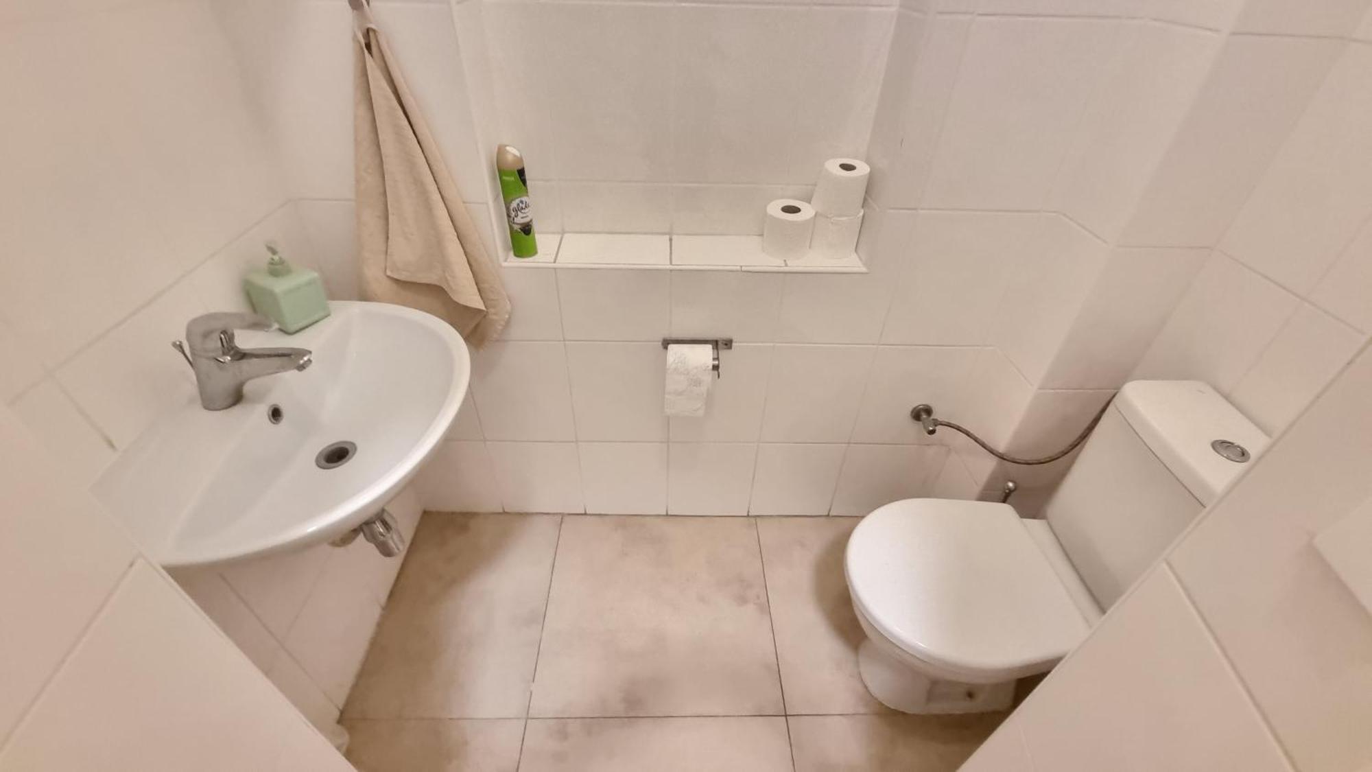 Finnem Rentals Tyrsova Prag Exteriör bild
