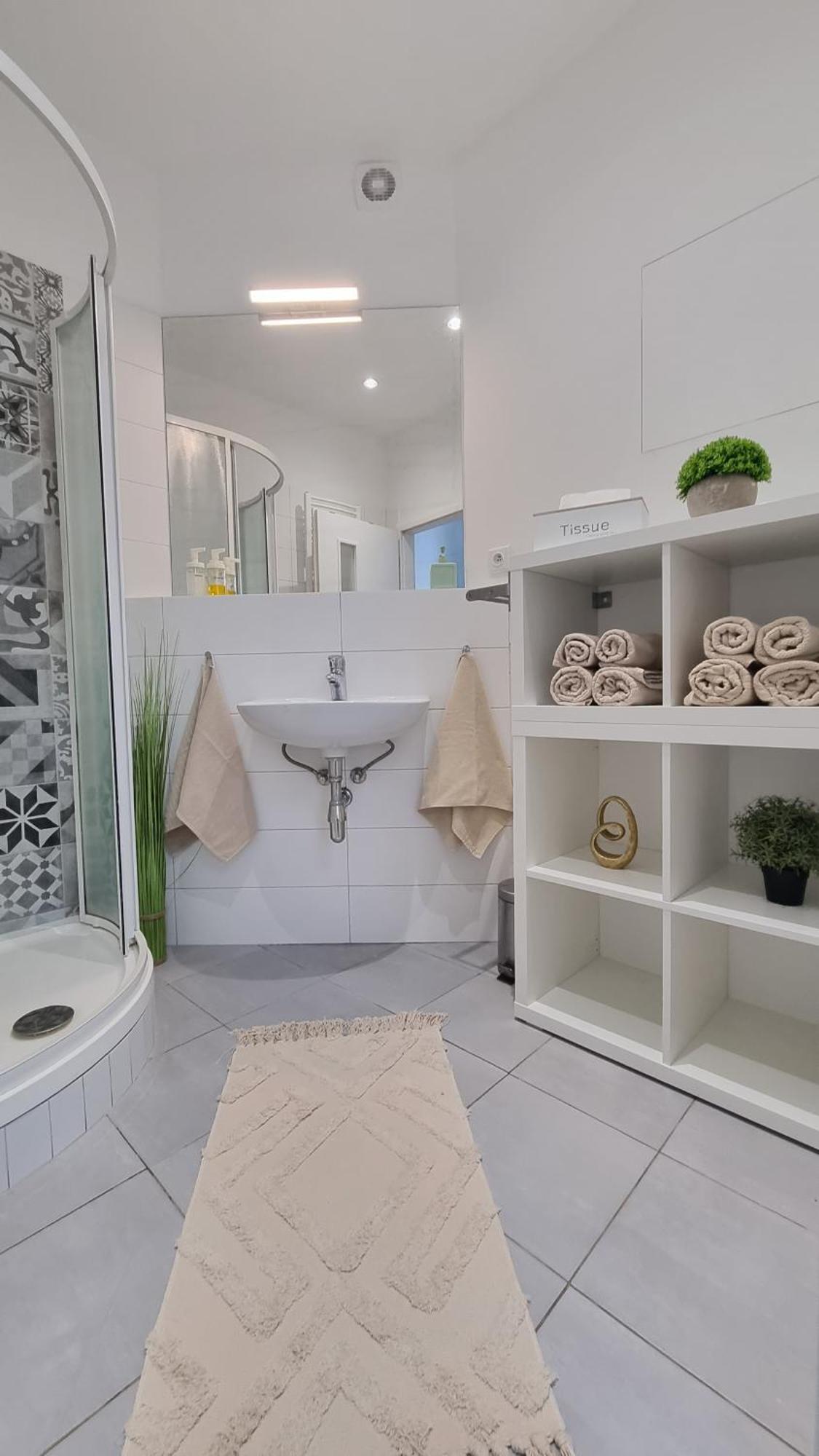 Finnem Rentals Tyrsova Prag Exteriör bild